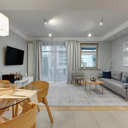 Marina Seaside & Free Parking By Downtown * 그단스크